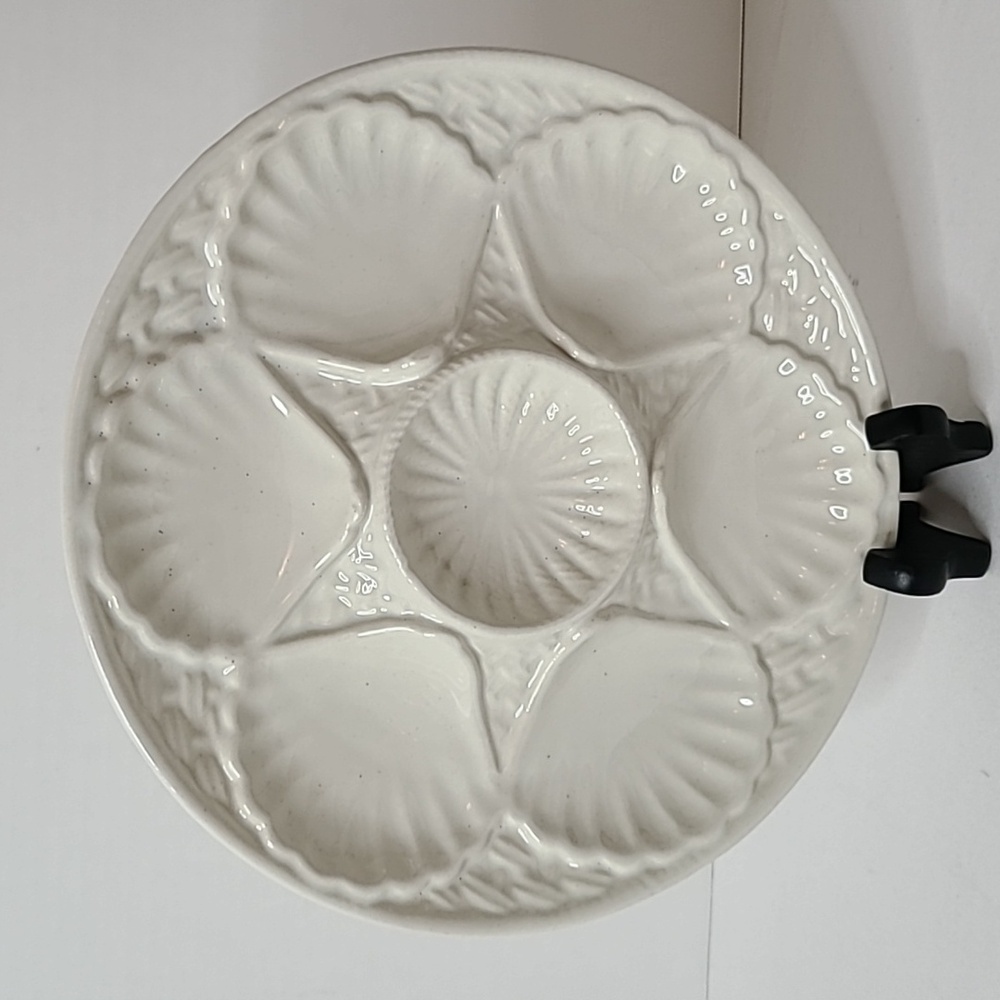 Vintage California Pottery #610 60's 70's Stoneware Clam Shell Plate Dish White - Picture 16 of 16